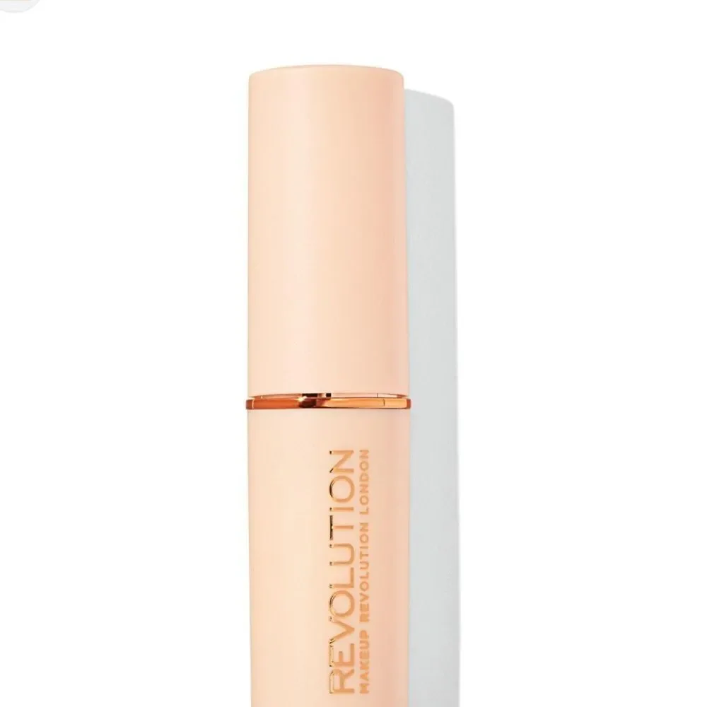 Revolution Foundation Stick F3 F9